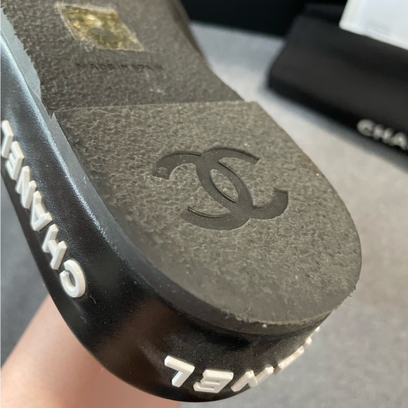 Chanel espadrille sandals size 40 black quilted leather platform slides mules - Picture 7 of 8
